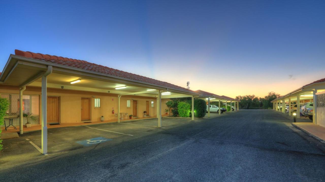 Country Roads Motor Inn Goondiwindi Extérieur photo